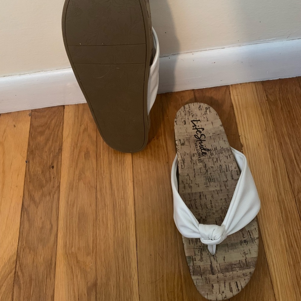 Life stride sandal leather white